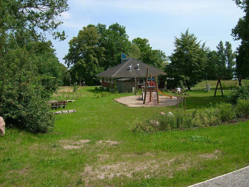 Appartementhaus Alter Speicher Klink Exterior photo